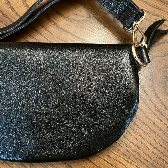 Tourance metallic‎ leather fanny bag, NWOT - Picture 6 of 11